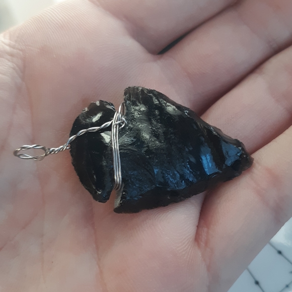 💥Obsidian vintage arrowhead prepped for jewelry! Big and beautiful! - Picture 5 of 6